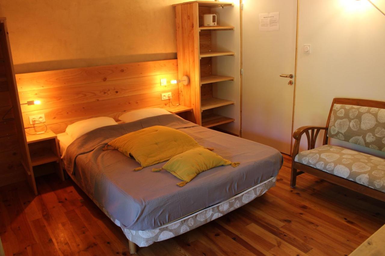 Les Chambres De La Dourbie Nant Экстерьер фото